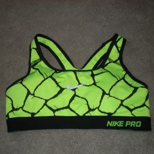 Nike Pro Sports Bra Size Small